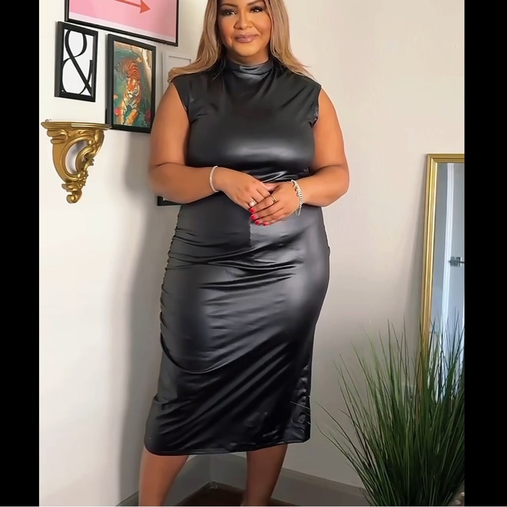 SHEIN Black Sleeveless Faux-Leather Midi Dress